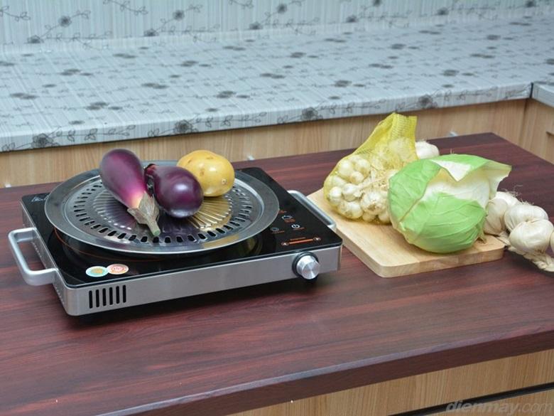Mặt bếp bằng kính chịu nhiệt, siêu bền