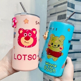 LY GIỮ NHIỆT GẤU DÂU HÌNH TRỤ  600ML HỌA TIẾT