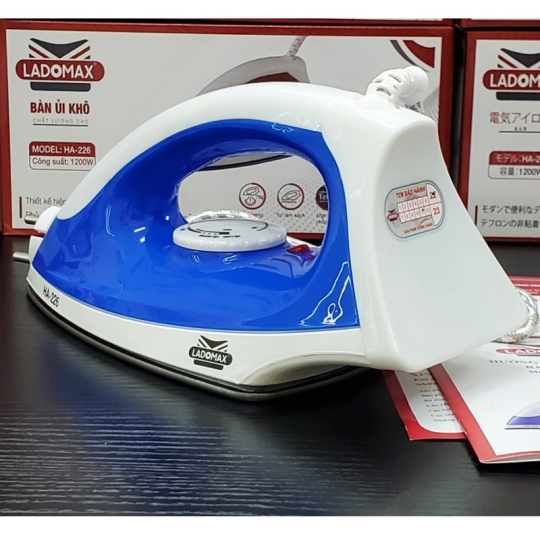 Bàn ủi  khô LADOMAX - Ha-226. Công Suất 1200W